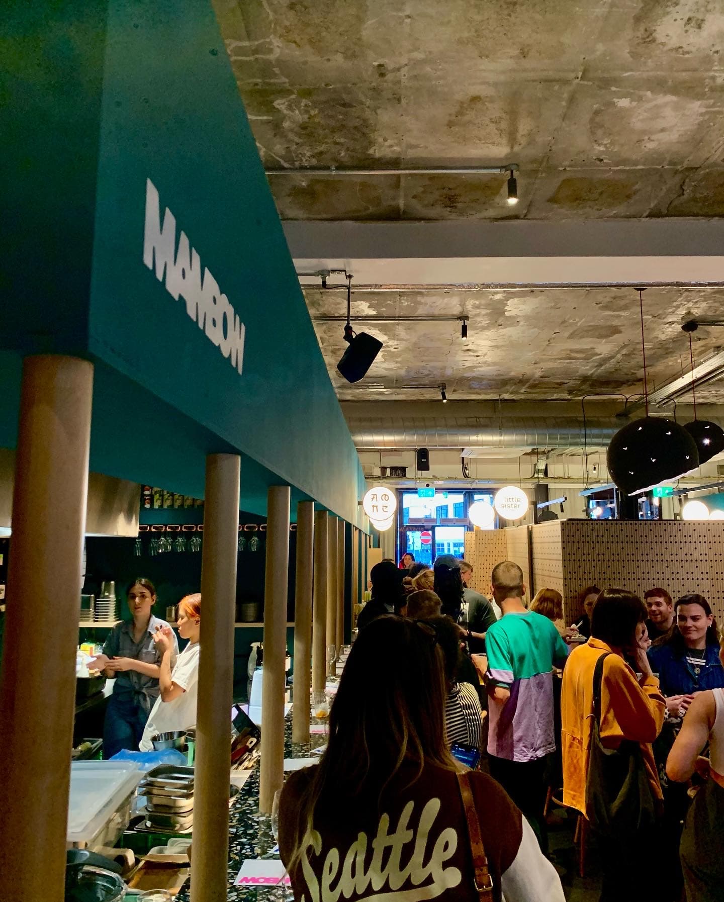 Mambow restaurant
