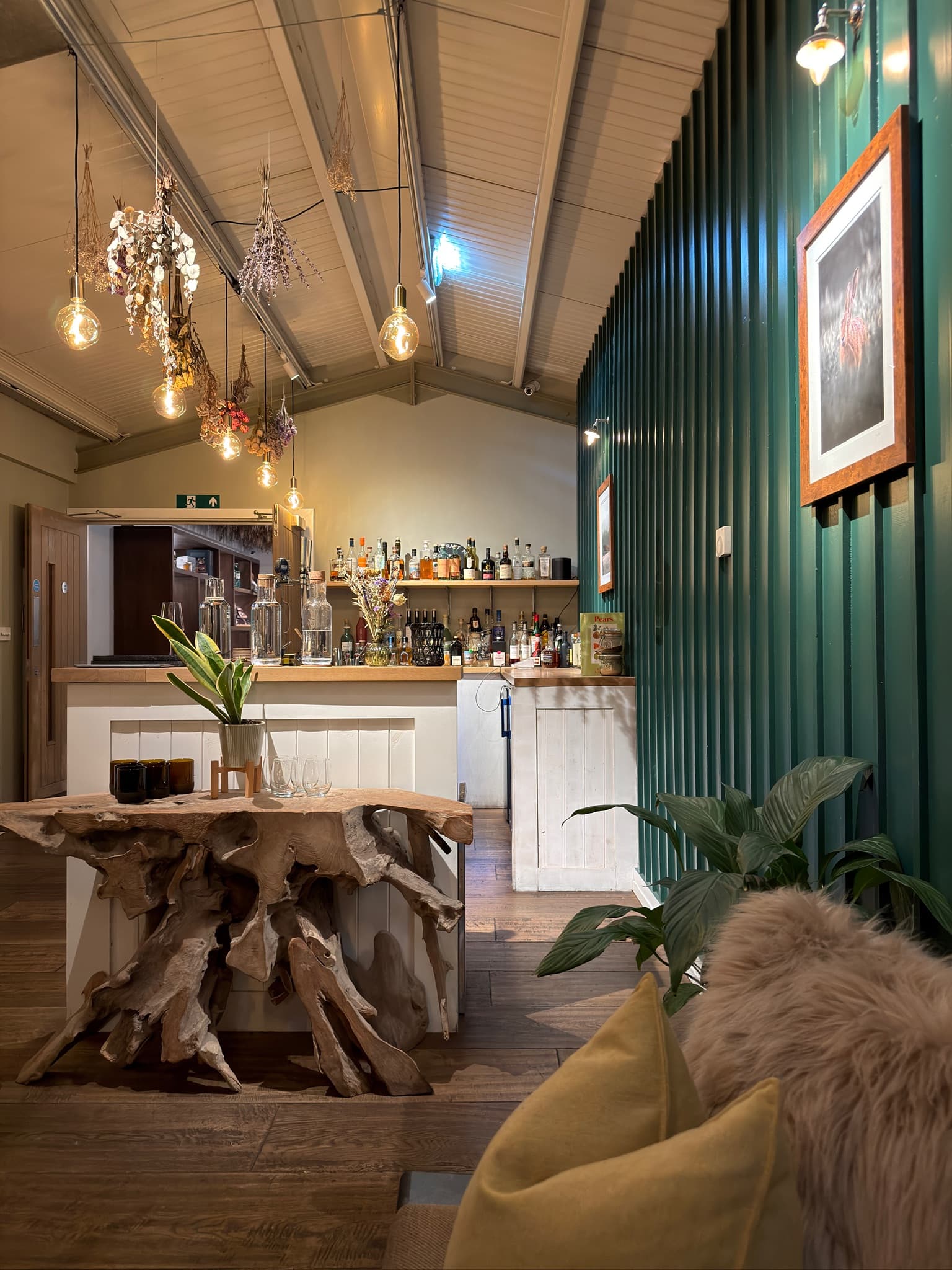 Pine restaurant